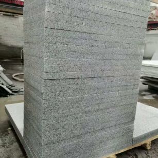 中卫 花岗岩 地铺成品300*600，尺寸标准、厚薄均匀