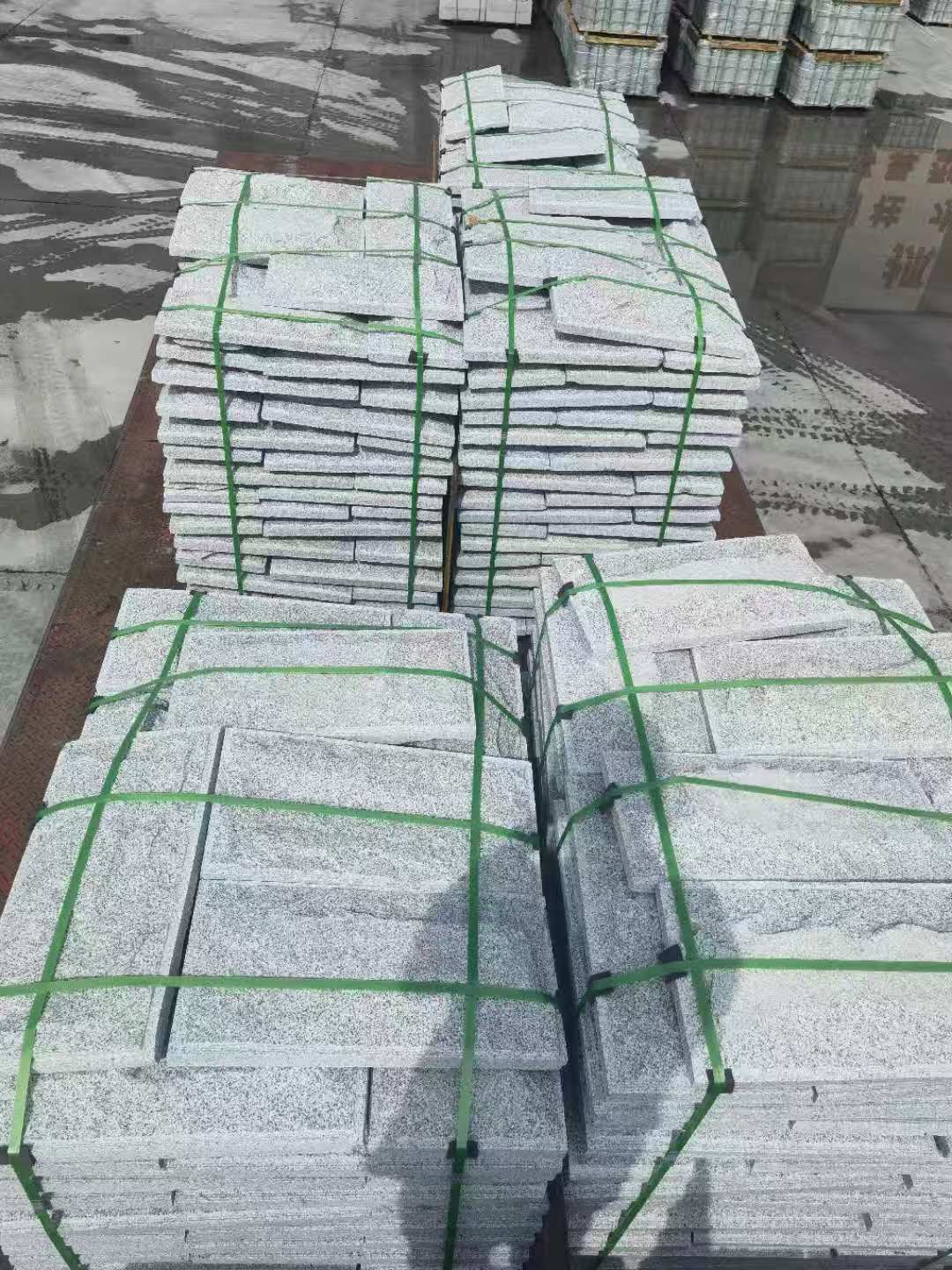 中卫 芝麻白蘑菇石装车出货