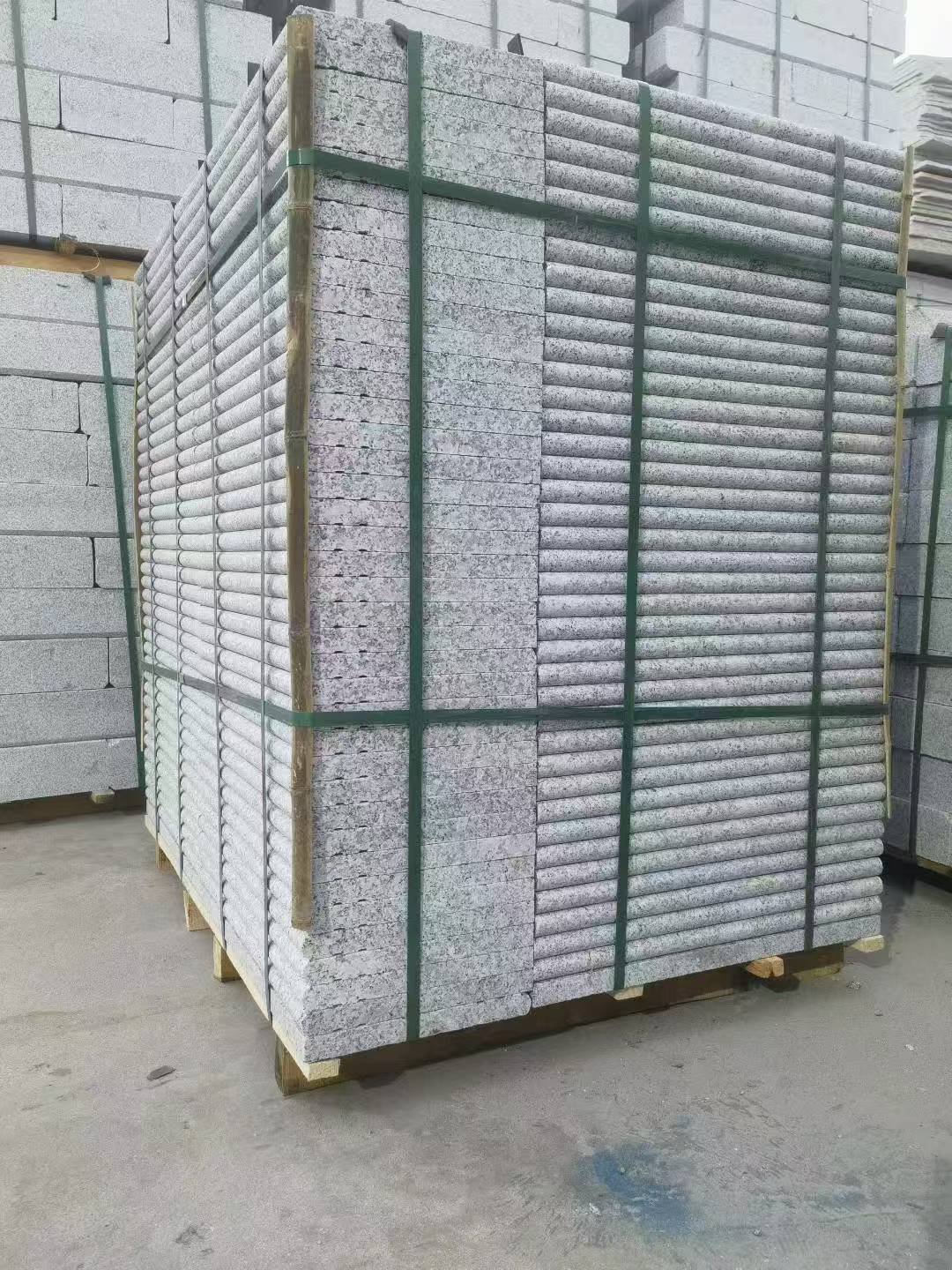 中卫 芙蓉白3公分厚磨圆边、拉槽，楼梯踏步