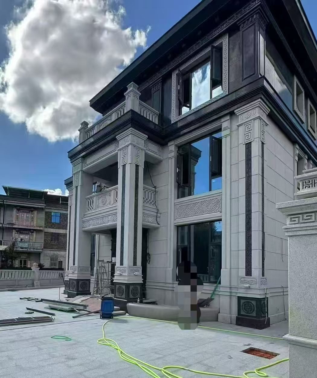 中卫 别墅干挂，芝麻白与芝麻黑完美配合